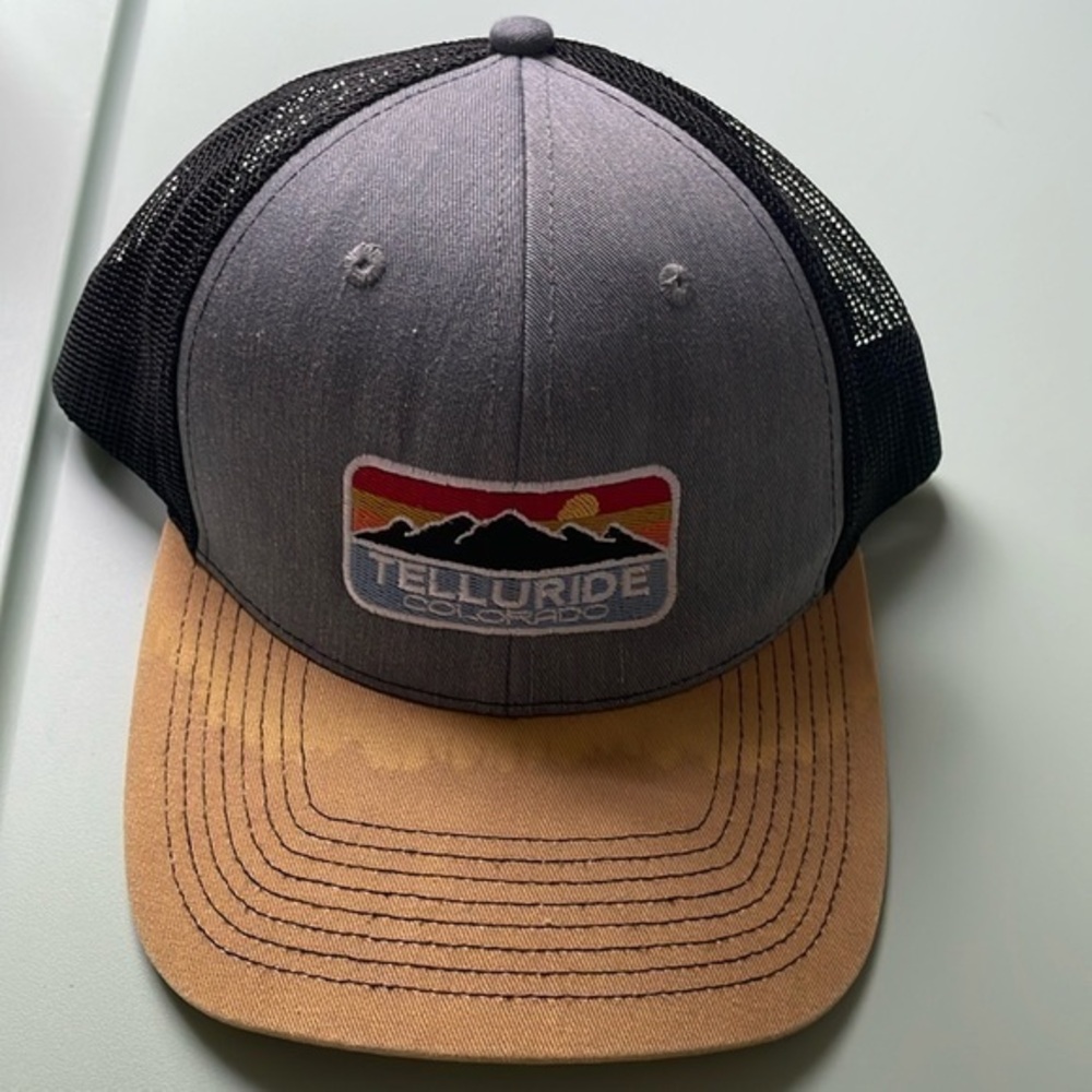 🎪 Outdoor Cap Telluride trucker hat